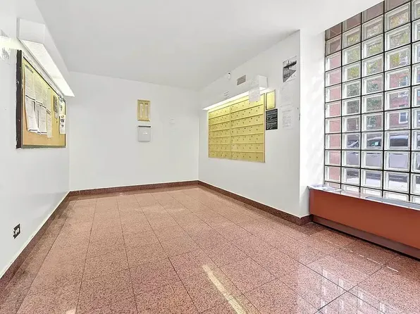 94-30 59th Avenue image 16 of 18