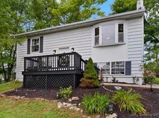 9180 Robin Rd, Georgetown, IN 47122