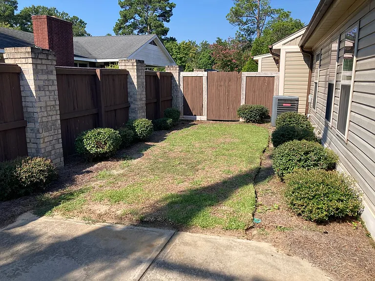101 Gandy Dr — Photo 17