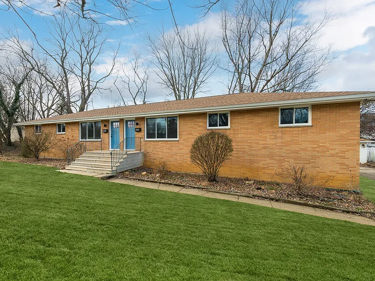 2930 Northglen Dr — Photo 33