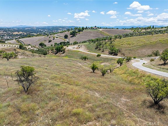 2nd image of 0 Calle Almendra Rd Lot 1