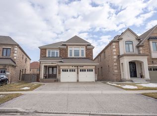 16 Bassett Cres, Brampton, ON L6X 5G2