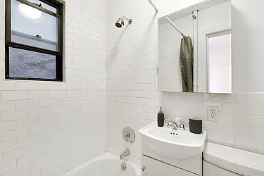 Rented by Yuan Jessica Chuang, LREB