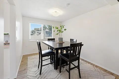 5th image of 436 N 4th St