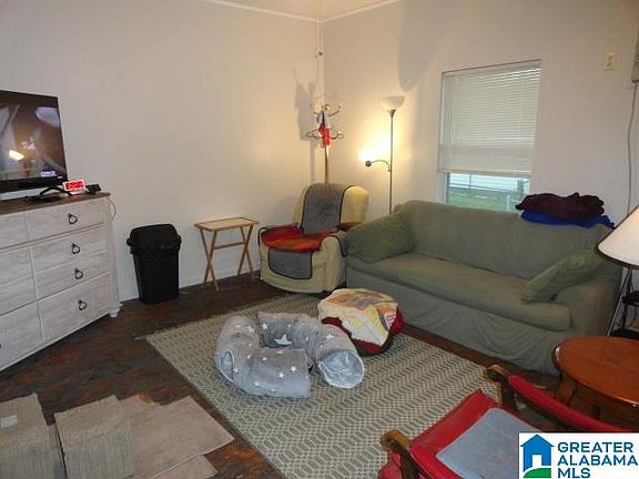 2nd image of 303 3rd St