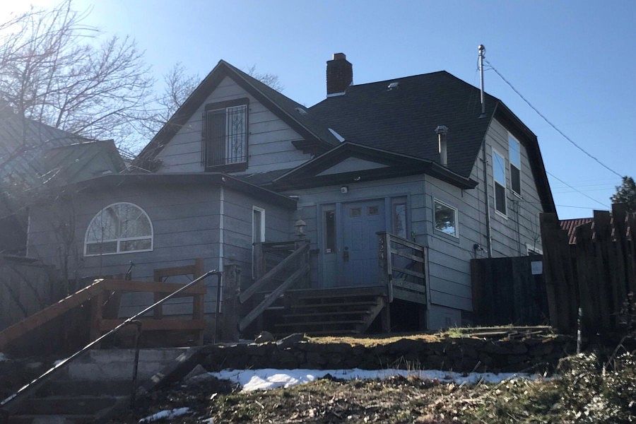2nd image of 524 E 7th Ave