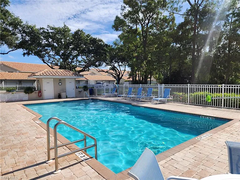 5928 Cranbrook Way #D202 — Photo 23