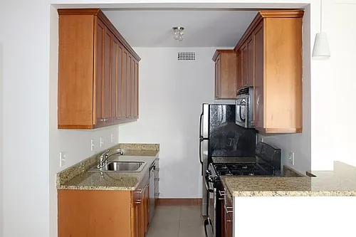 Floor plan fron1Tc
