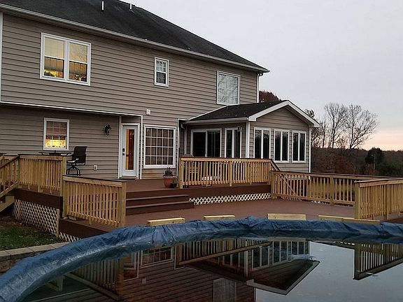 5th image of 276 Meadowview Ln
