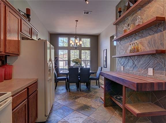 4th image of 10509 Bear Creek Trl