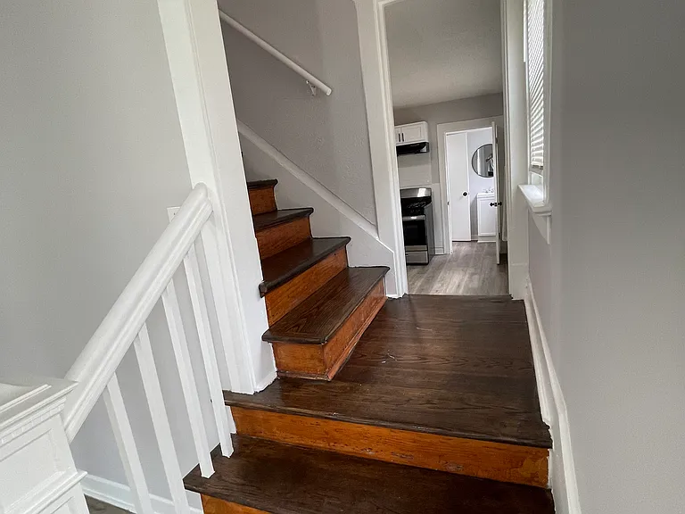 3717 Indiana Ave — Photo 6