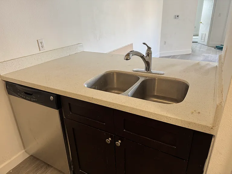 102 SW 6th Ave #609 — Photo 14
