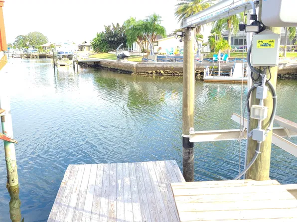 4281 Rudder Way, New Port Richey, FL 34652