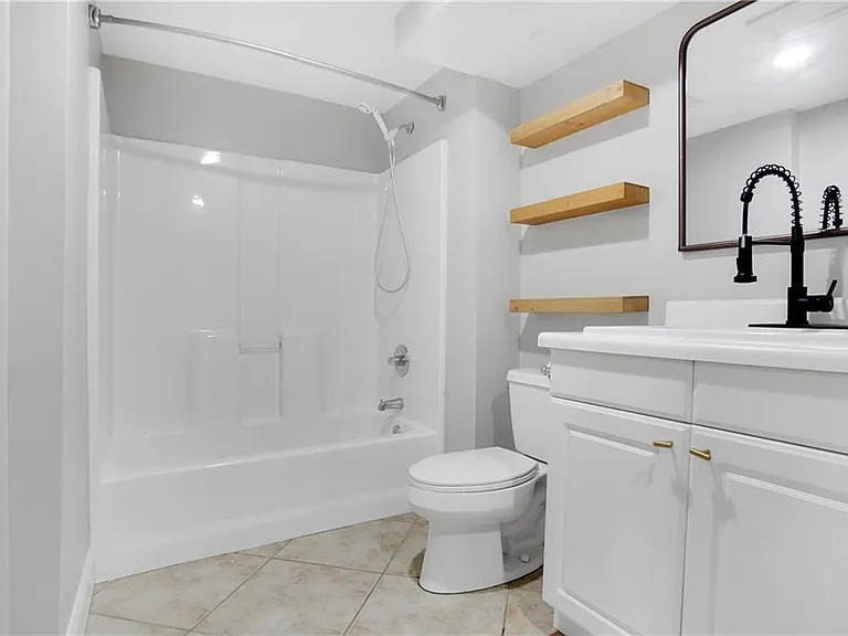 455 Persimmon Ln — Photo 22