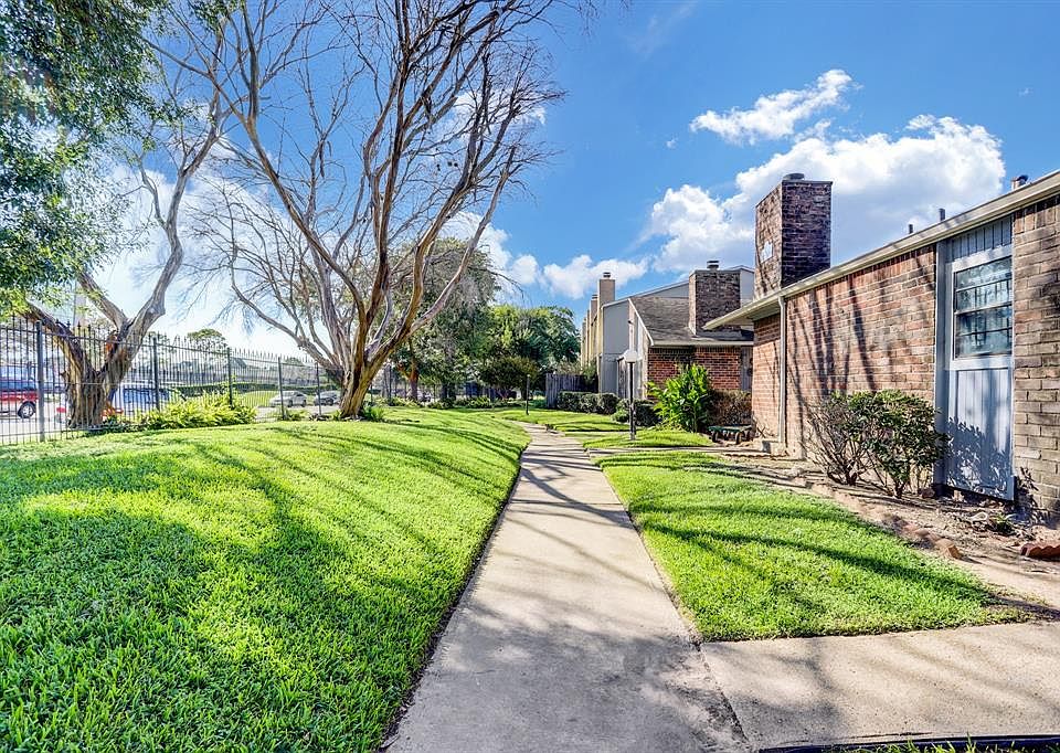 1st image of 9550 Deering Dr APT 108