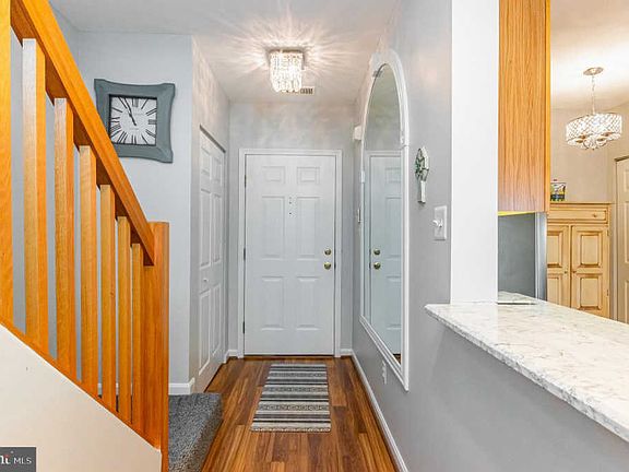 5th image of 43114 Watercrest Sq Unit 303