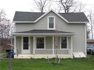 5652 Allen Padgham Rd, Farmington, NY 14425