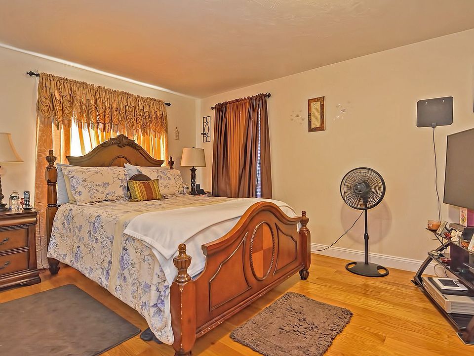 1st image of 45 Nightingale St #B