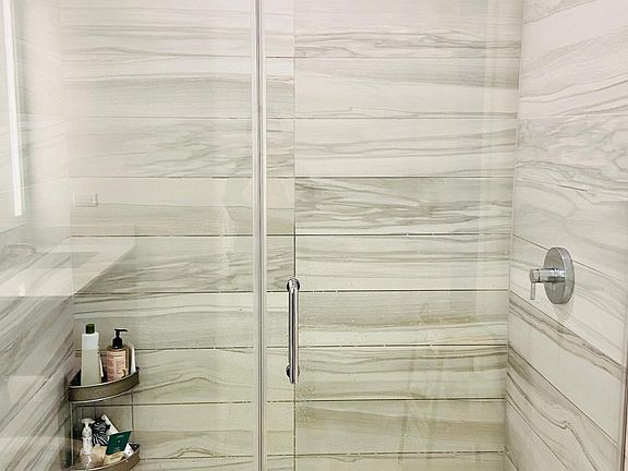 5th image of 201 Folsom St #7H