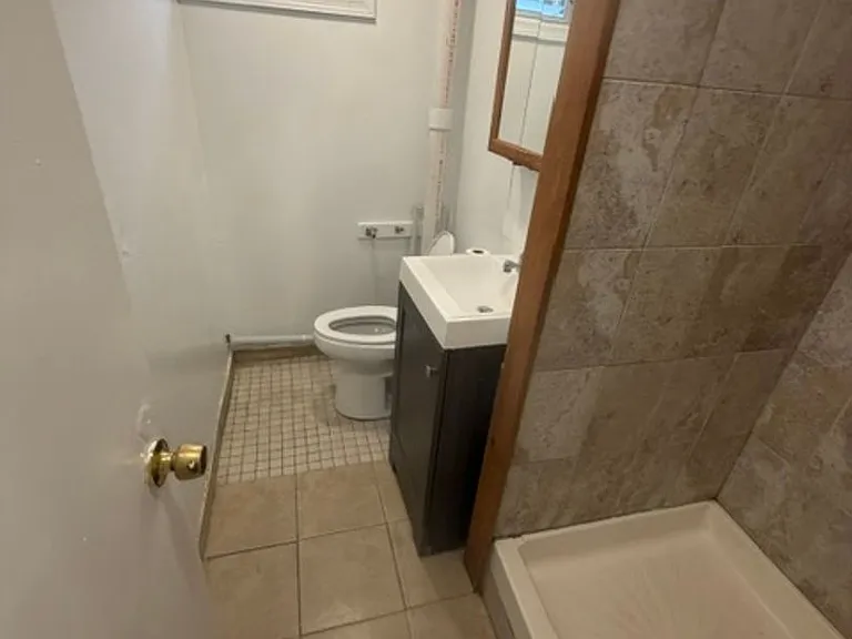 6731 Haverford Ave — Photo 4