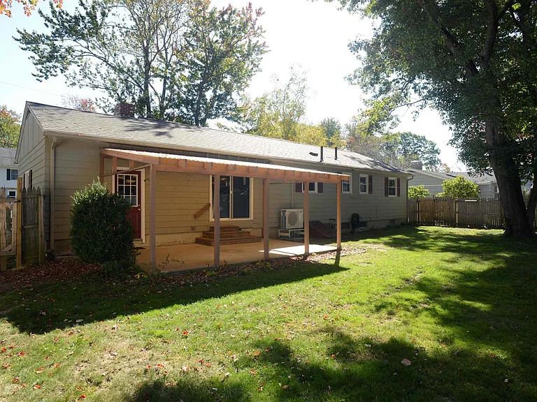 311 McKinley Rd — Photo 13