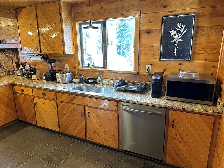 2433 Forest Meadow Rd — Photo 5