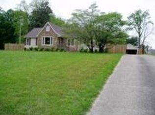 1011 Lake Rd, Dyersburg, TN 38024