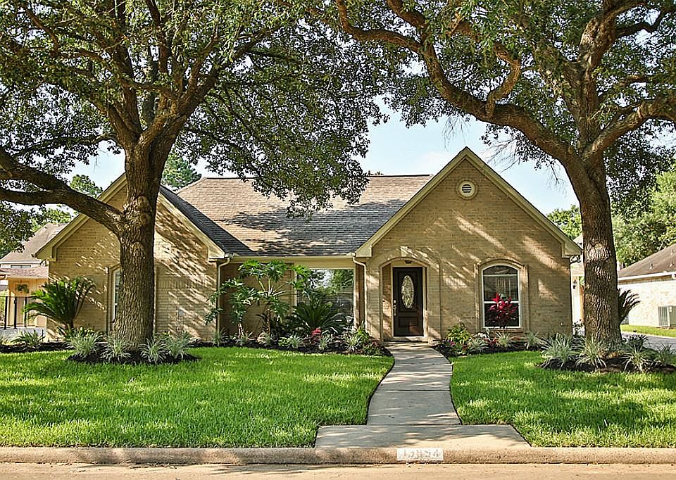 1st image of 15854 Signal Creek Dr
