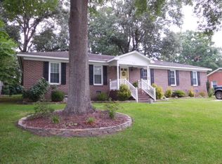 202 Hunting Ridge Rd, Roanoke Rapids, NC 27870