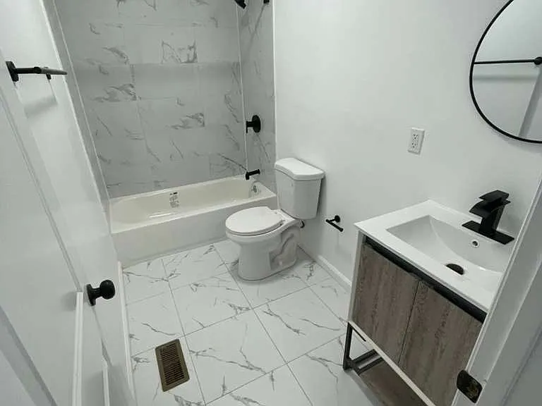 387 Avon Ave #B1 — Photo 2