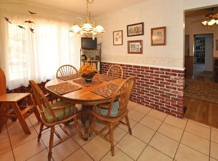 806 Rotherham Dr, Ballwin, MO 63011