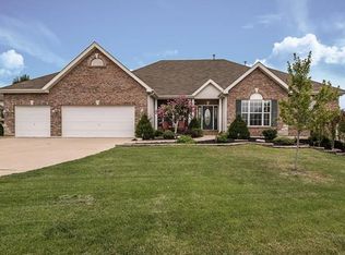 417 Highland Meadows Pl, Wentzville, MO 63385