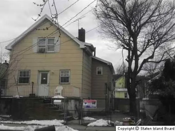 422 Hanover Ave, Staten Island, NY 10304