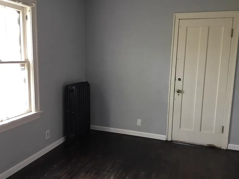 930 Emerald St #2B — Photo 20