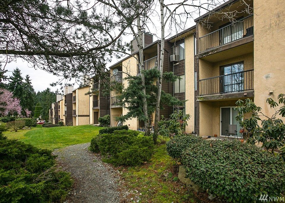 1st image of 12515 NE 145th Pl APT D129