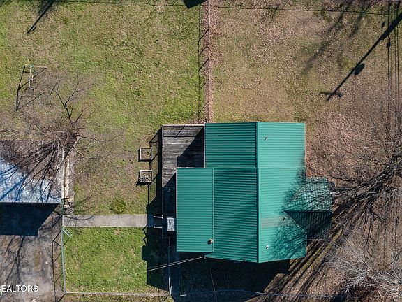 3rd image of 3522 Whittle Springs Rd