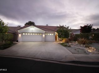 107 Giant Oak Ave, Thousand Oaks, CA 91320