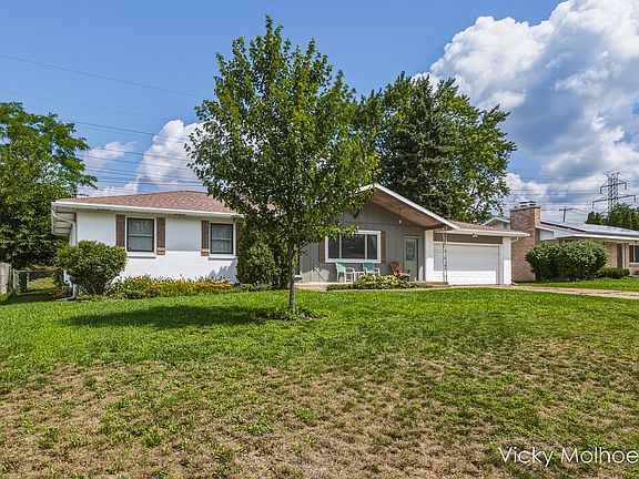 4th image of 1651 Sunny Creek St SE