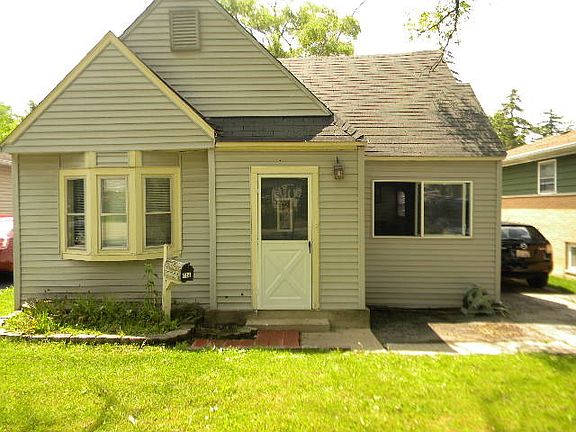 3rd image of 414 Bellevue Dr