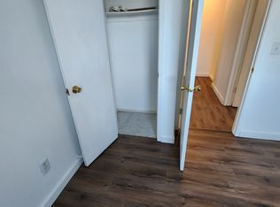 1421 E 40th St #1421, Des Moines, IA 50317