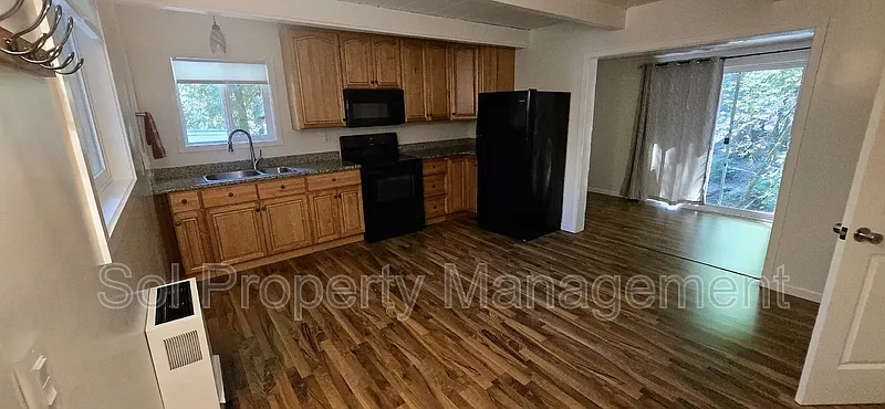 1 bed, 1.0 bath, 650 sqft, $2,000 — Photo 2