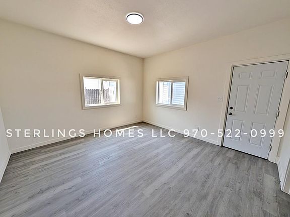 2nd image of 421 Oak St
