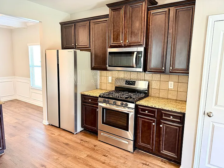 7766 Flyaway Rd — Photo 12