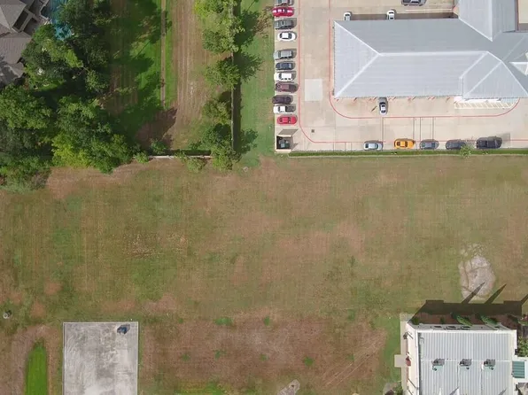 8220 Louetta Rd, Spring, TX 77379