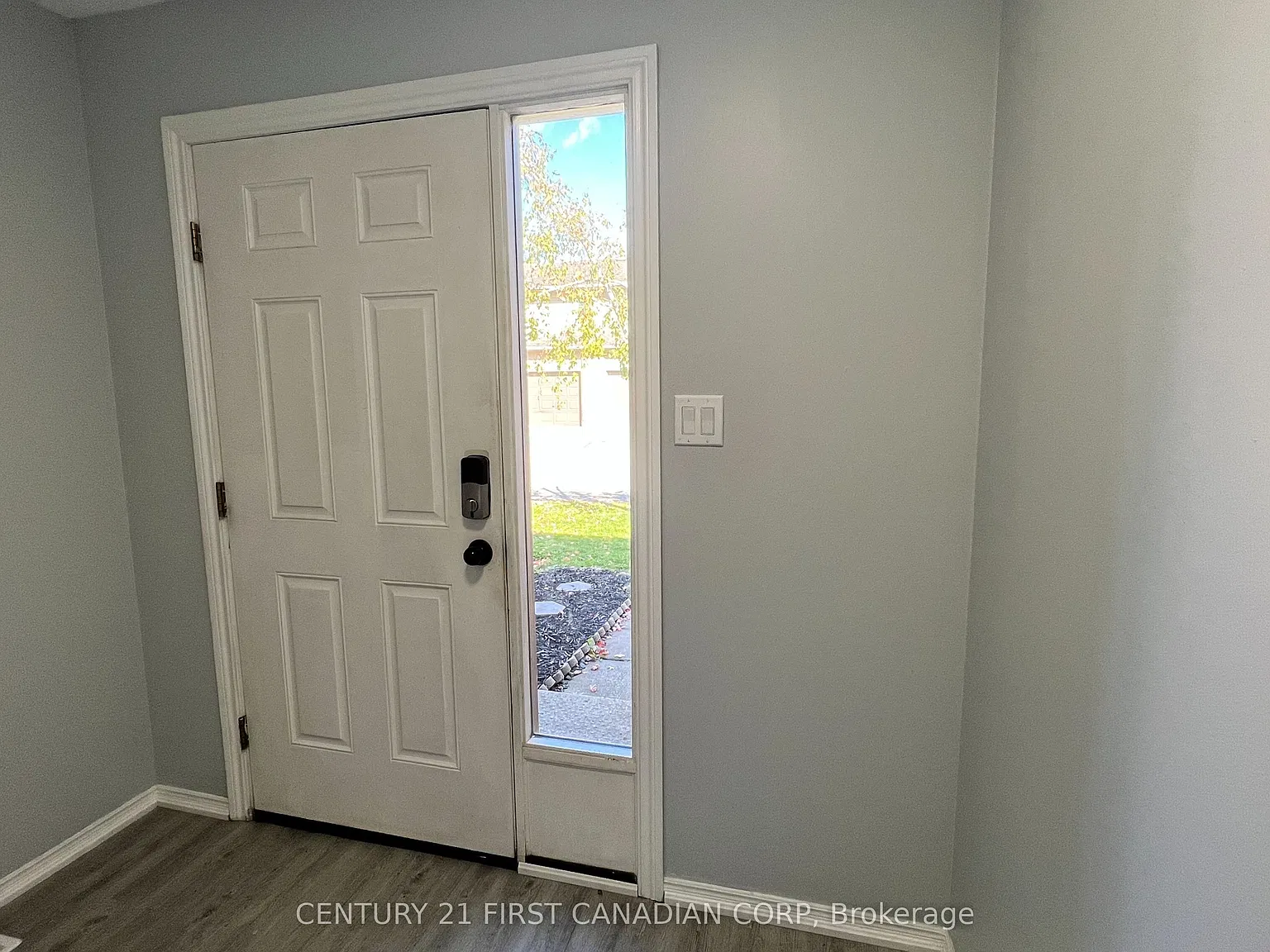 3 bed, $2,450 — Photo 3