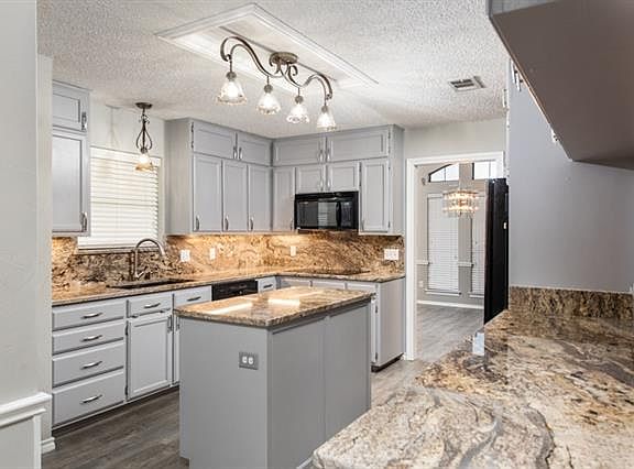 2nd image of 3700 Meadowcreek Ct