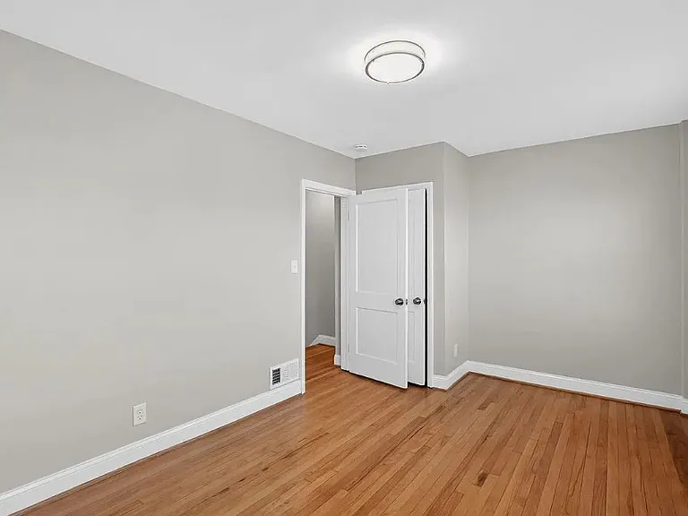 3425 Dunran Rd — Photo 18
