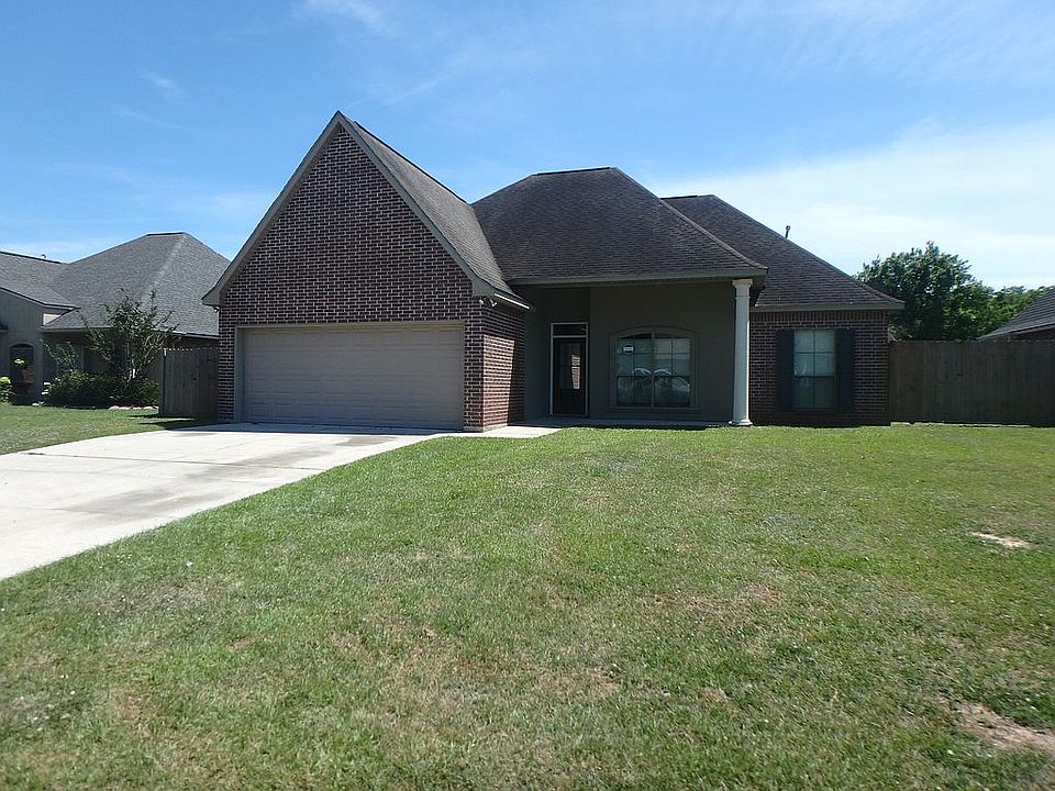 1st image of 39083 Balmoral Dr