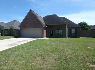 39083 Balmoral Dr, Prairieville, LA 70769