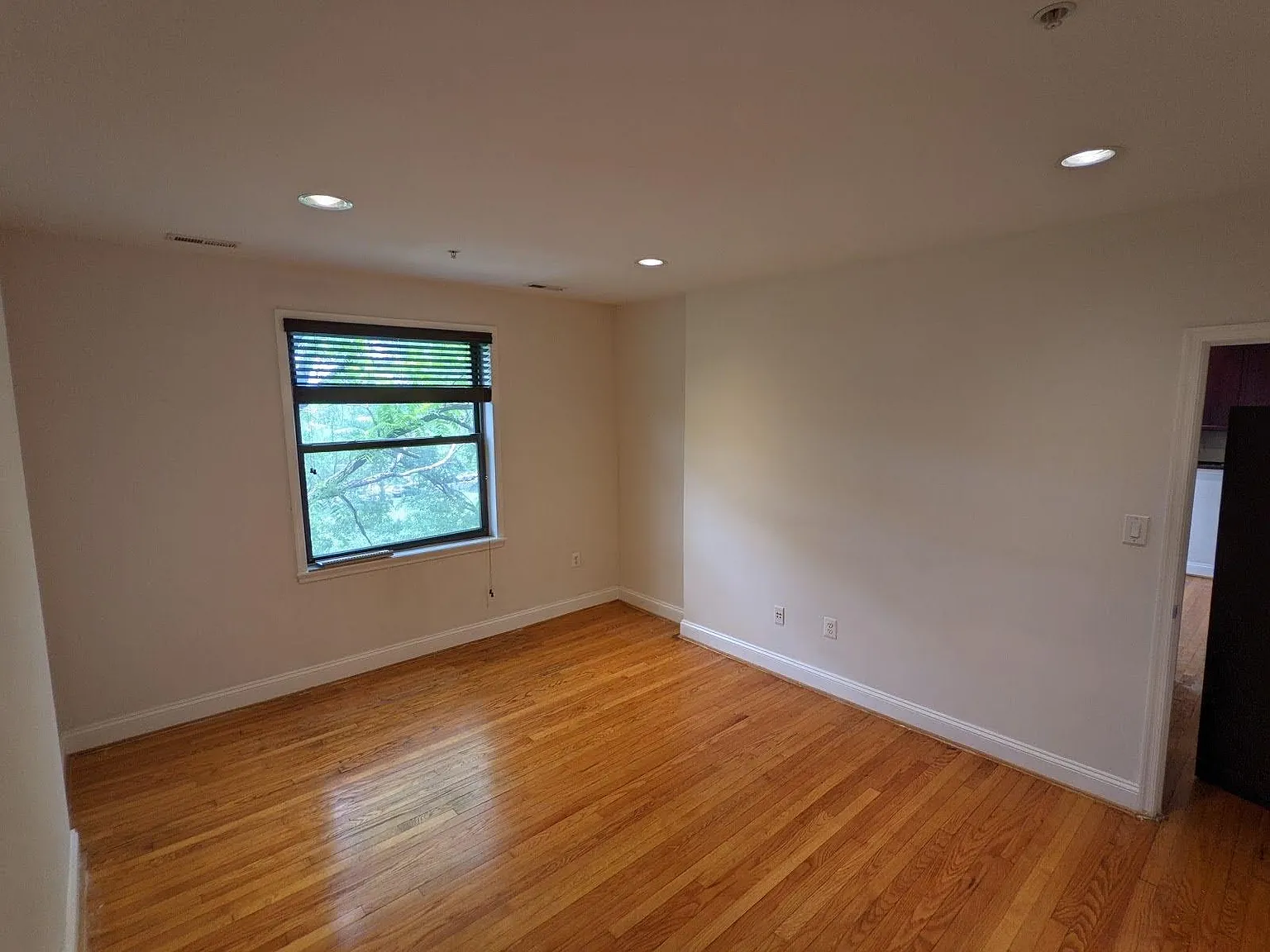 5611 5th St NW — Photo 3